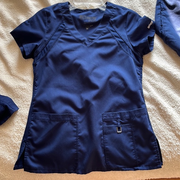 EUC 3 PIECE SCRUB SET GREYS ANATOMY navy blue set size XS - Picture 3 of 9